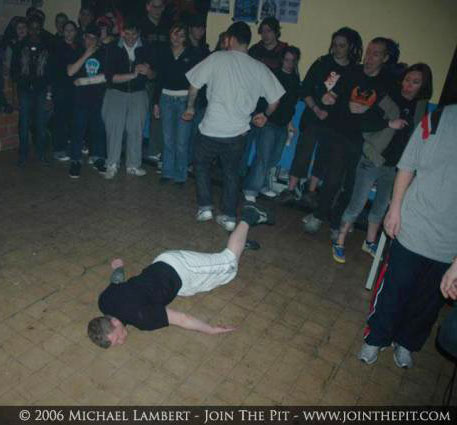 moshing can be dangerous dood